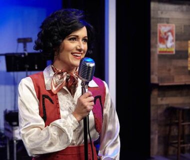 Katie Karel as Patsy Cline – photo by Aaron Rumley copy